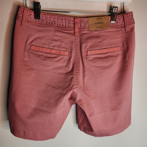 NWT L.L. Bean Favorite Fit 6" Pink Chino Shorts, Size 2 - Picture 5 of 7
